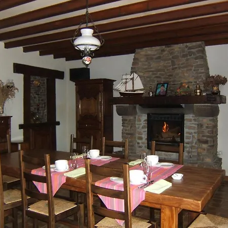 Oda ve Kahvaltı La Robiniere 3*